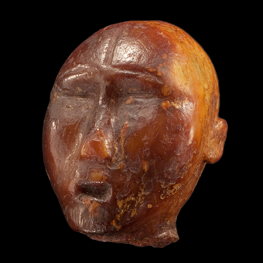 Punuk or Thule Anthropomorphic Doll’s Heads